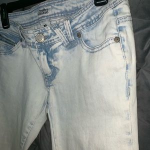 Light washed jeans